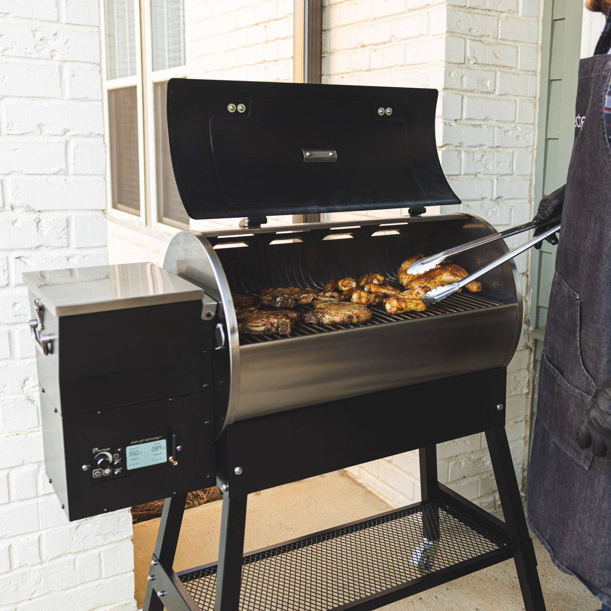 The Patio Legend 410 Pellet Grill| recteq